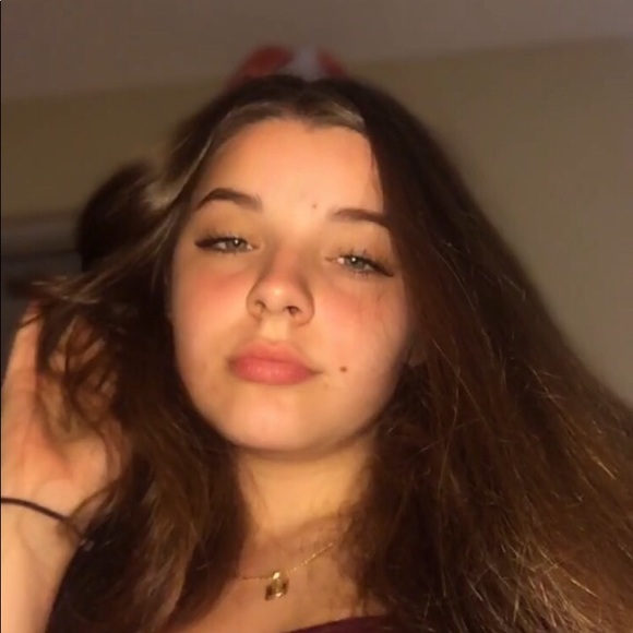 Meet your Posher, Nathalie - Picture 4 of 4